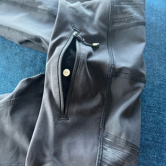 Lululemon Tight Stuff II Tight 25" Formation Alpine White Black - Picture 6 of 11